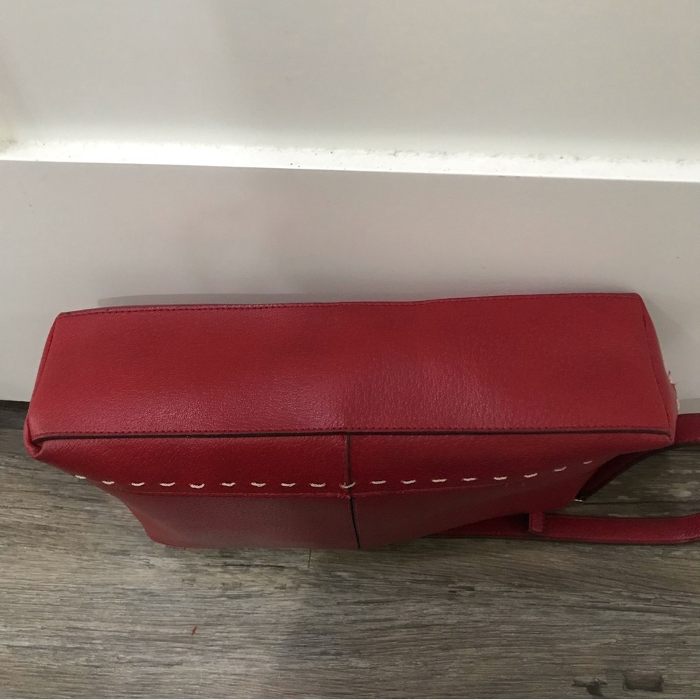 Vinolo Red handbag Sling Style Small - Picture 7 of 15